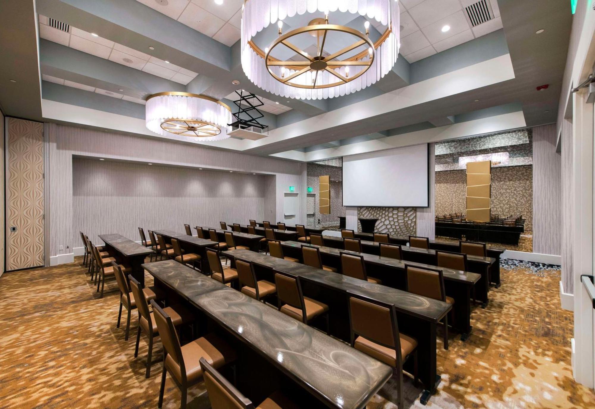 Embassy Suites By Hilton Raleigh Durham Airport Brier Creek Exterior photo