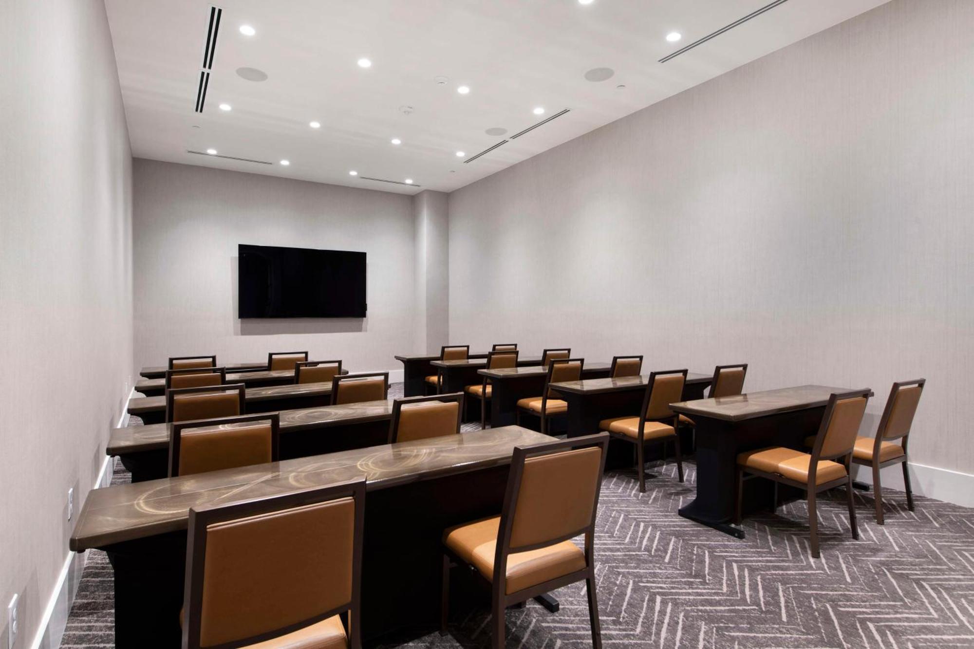 Embassy Suites By Hilton Raleigh Durham Airport Brier Creek Exterior photo